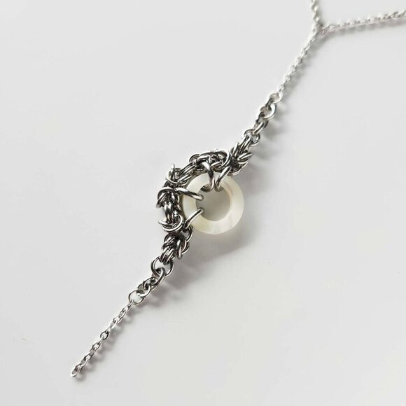 Whimsical gothic witch moon crescent silver & mother-of-pearl chainmail necklace - Picture 6 of 6